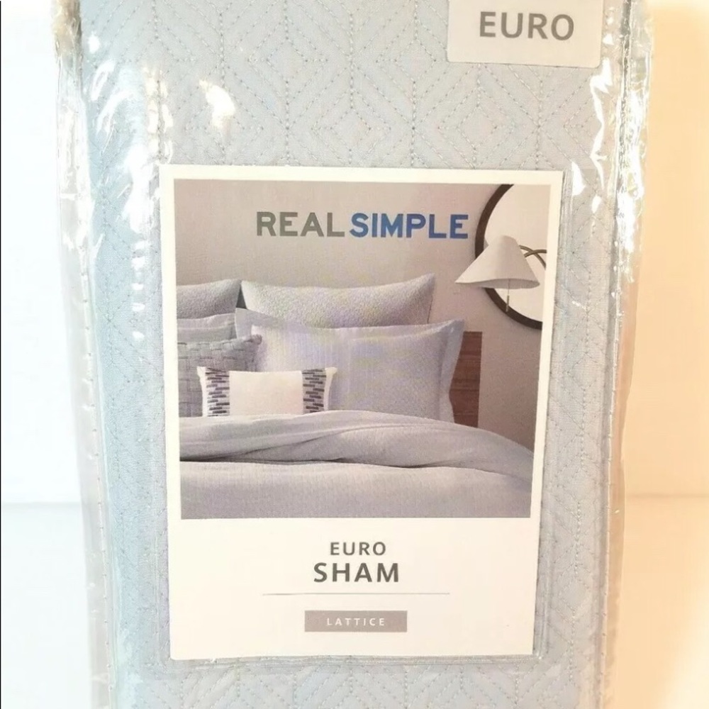 Real Simple Light Blue Quilted Pillow Sham Case